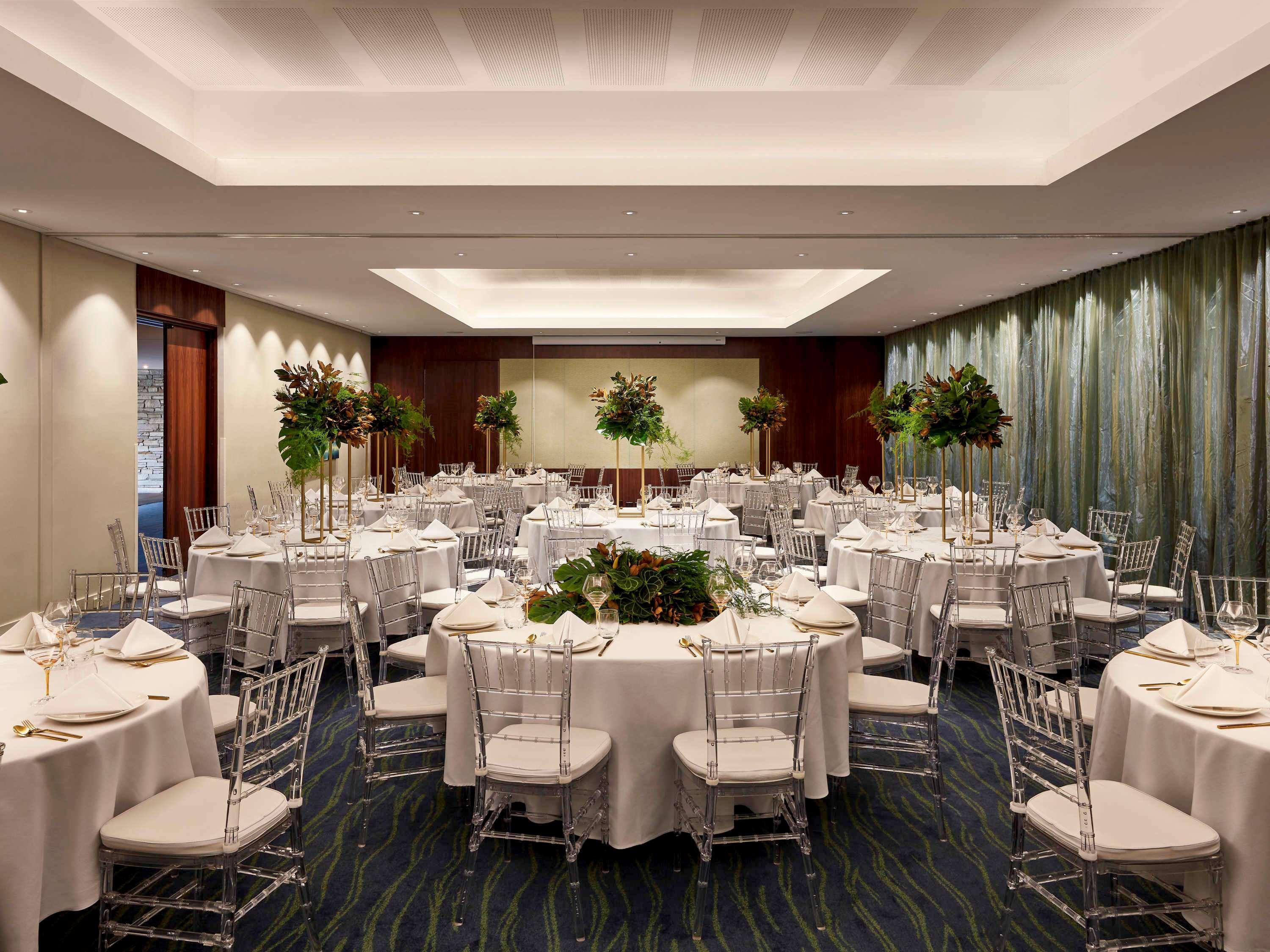 풀만 벙커 베이 리조트 마가렛 리버 던스브로그 외부 사진 The ballroom at the InterContinental Sydney