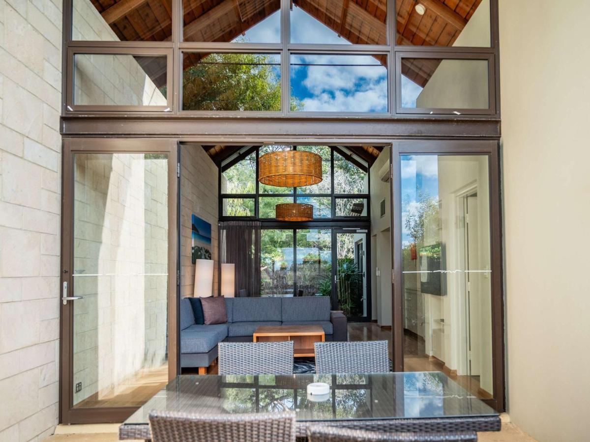 풀만 벙커 베이 리조트 마가렛 리버 던스브로그 외부 사진 The interior of a home in the community